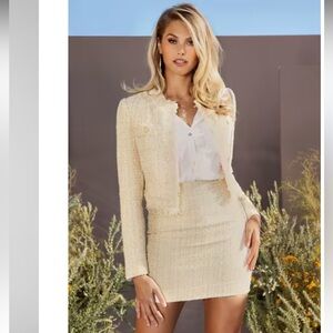 Marciano Cream Cropped Blazer with Textured Bouclé Fabric - Size L